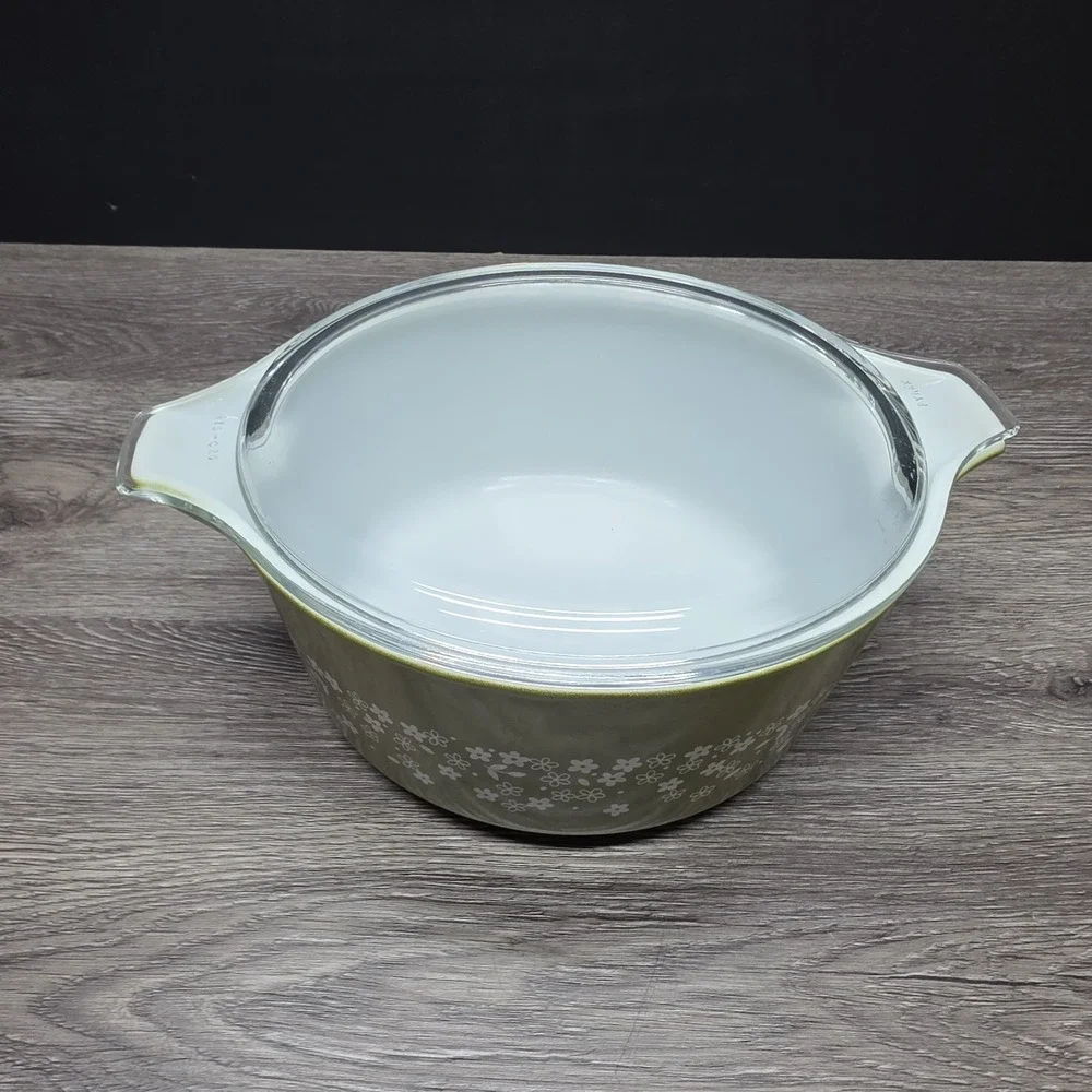 Pyrex Round Casserole Dish (475B) W/Lid (475) 2.5Q - Crazy Daisy/Spring Blossom